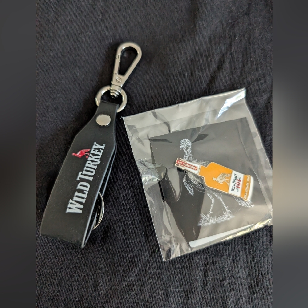 Wild Turkey Bourbon " Trust Your Spitit" Black Short Sleeve T Shirt ~ - Picture 3 of 5